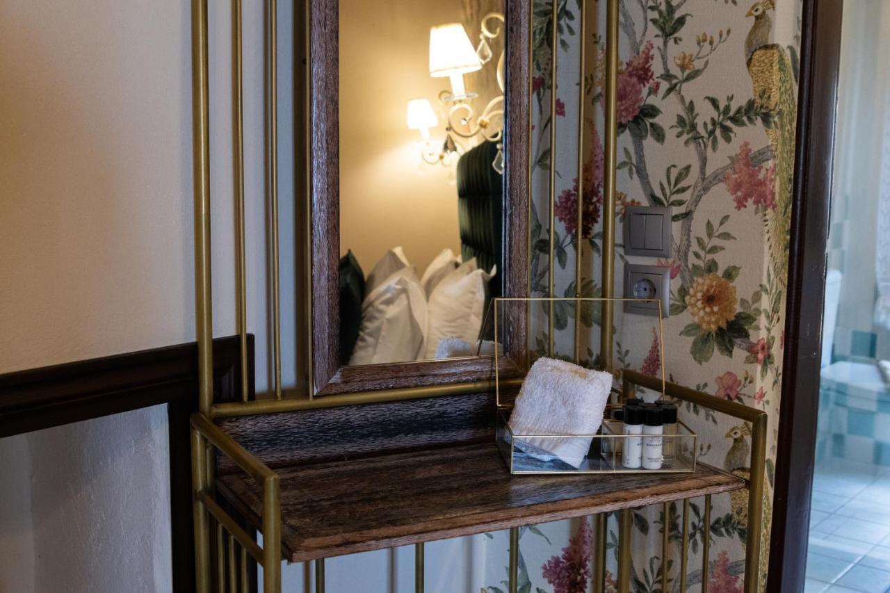 April Luxury Suites (Adults Only) Rhodes City المظهر الخارجي الصورة